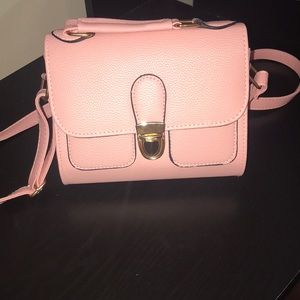 🌸BABY PINK SHOULDER BAG🌸